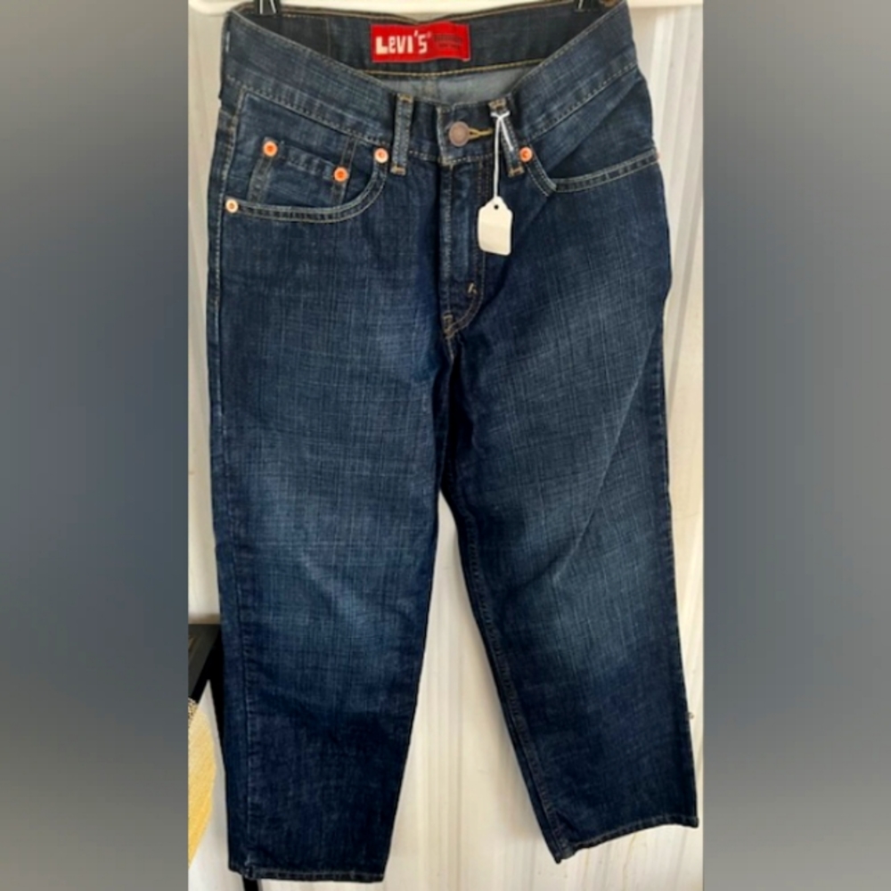 Womens Levi jeans